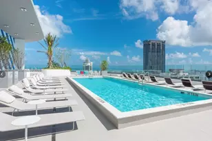 45 SW 9th St, Miami, FL 33130 - Photo 9