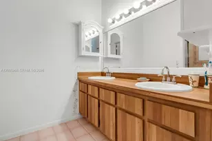 4155 SW 85th Ave, Davie, FL 33328 - Photo 15