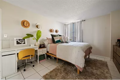 2555 Collins Ave #1002, Miami Beach, FL 33140 - Photo 13