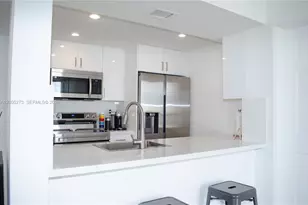 6995 NW 186th St, Hialeah, FL 33015 - Photo 3