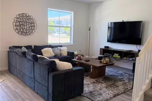 1756 SE 26th Rd, Homestead, FL 33035 - Photo 5