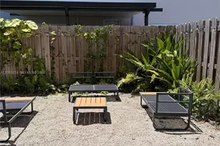 1756 SE 26th Rd, Homestead, FL 33035 - Photo 15