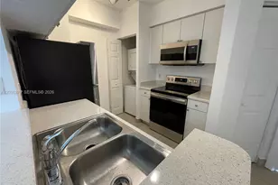 17100 N Bay Rd, Sunny Isles Beach, FL 33160 - Photo 5
