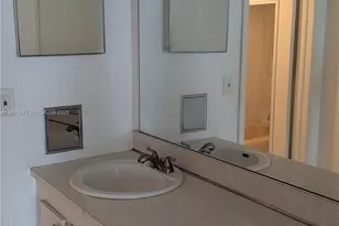 16751 NE 9th Ave, North Miami Beach, FL 33162 - Photo 9