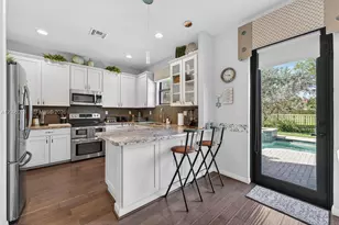 19278 NE 6th Ave, Miami, FL 33179 - Photo 15