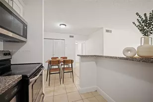 7195 NW 179th St, Hialeah, FL 33015 - Photo 13