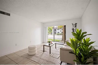 7195 NW 179th St #106, Hialeah, FL 33015 - Photo 9