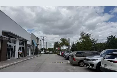 10890 NW 17th St, Sweetwater, FL 33172 - Photo 21