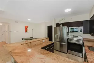 1500 Bay Rd, Miami Beach, FL 33139 - Photo 9