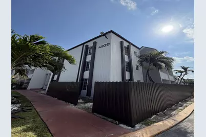 4920 NW 79th Ave #313, Doral, FL 33166 - Photo 3