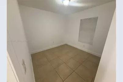1565 NW 47th St #1, Miami, FL 33142 - Photo 7