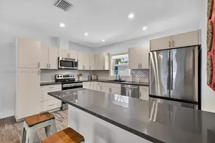 541 NW 109th St, Miami, FL 33168 - Photo 11