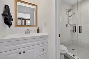 541 NW 109th St, Miami, FL 33168 - Photo 9
