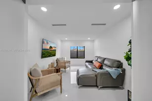 990 NW 131st Ave, Miami, FL 33182 - Photo 7