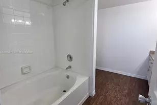 11730 SW 2nd St, Pembroke Pines, FL 33025 - Photo 11