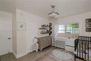 9048 Carlyle Ave, Surfside, FL 33154 - Photo 17