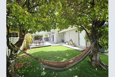 15429 SW 92nd St, Miami, FL 33196 - Photo 3