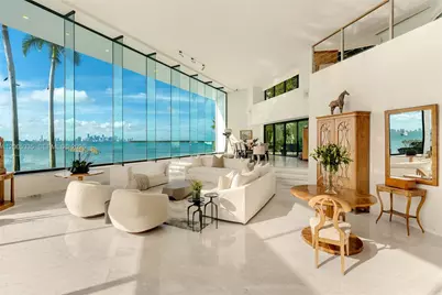 485 W Matheson Dr, Key Biscayne, FL 33149 - Photo 1