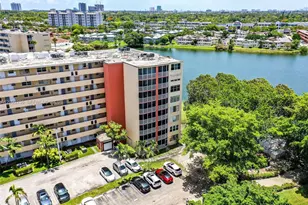 1750 NE 191st St, Miami, FL 33179 - Photo 5