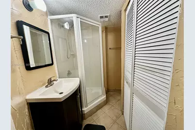 1100 SE 4th Ave #32, Deerfield Beach, FL 33441 - Photo 17