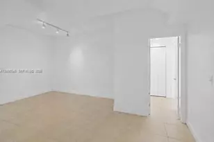 18800 NE 29th Ave, Aventura, FL 33180 - Photo 5