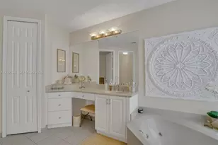 3911 SW 186th Ave, Miramar, FL 33029 - Photo 17