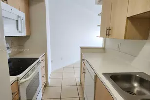 1185 Marseille Dr, Miami Beach, FL 33141 - Photo 31