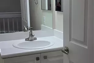 5440 NW 107th Ave, Doral, FL 33178 - Photo 23