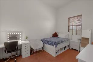 623 SW 146th Terrace, Pembroke Pines, FL 33027 - Photo 19