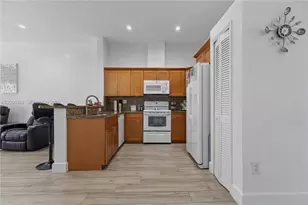 8218 SW 163rd Pl, Miami, FL 33193 - Photo 7
