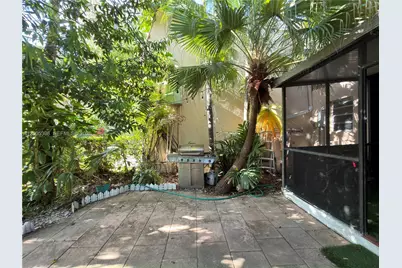 1001 Three Islands Blvd #31, Hallandale Beach, FL 33009 - Photo 25