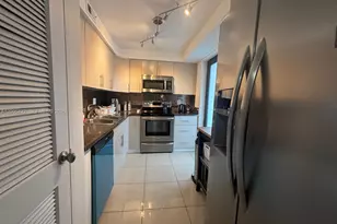 301 Golden Isles Dr, Hallandale Beach, FL 33009 - Photo 5