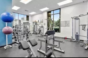 100 Bayview Dr, Sunny Isles Beach, FL 33160 - Photo 33