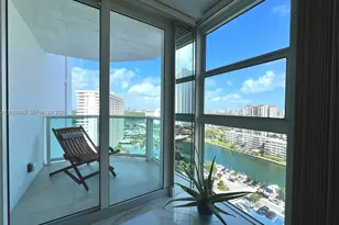 100 Bayview Dr, Sunny Isles Beach, FL 33160 - Photo 19