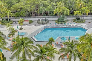 100 Bayview Dr, Sunny Isles Beach, FL 33160 - Photo 37