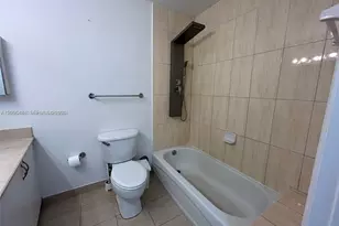 1750 N Bayshore Dr, Miami, FL 33132 - Photo 7