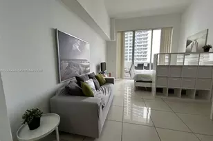 1750 N Bayshore Dr, Miami, FL 33132 - Photo 3