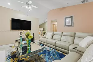 2439 NW 95th Ave, Coral Springs, FL 33065 - Photo 31