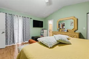 2439 NW 95th Ave, Coral Springs, FL 33065 - Photo 7
