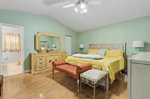 2439 NW 95th Ave, Coral Springs, FL 33065 - Photo 11