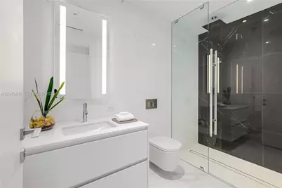 300 Biscayne Blvd Way #2802, Miami, FL 33131 - Photo 93
