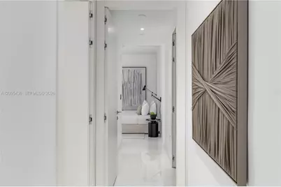 300 Biscayne Boulevard Way #2802E, Miami, FL 33131 - Photo 31