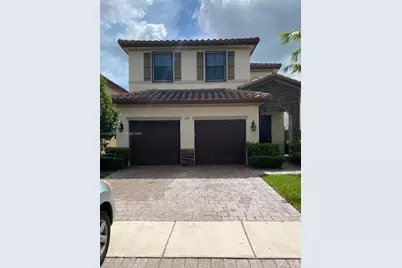 595 SE 33rd Ter, Homestead, FL 33033 - Photo 1
