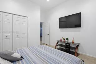 3518 W 86th Terrace, Hialeah, FL 33018 - Photo 21