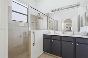 3518 W 86th Terrace, Hialeah, FL 33018 - Photo 17