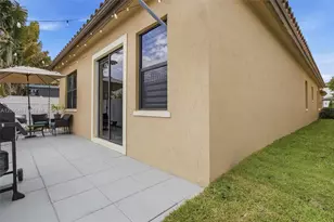 3518 W 86th Terrace, Hialeah, FL 33018 - Photo 27