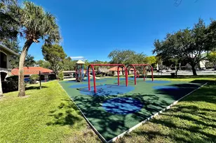 215 SW 117th Terrace, Pembroke Pines, FL 33025 - Photo 25