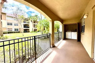 215 SW 117th Terrace, Pembroke Pines, FL 33025 - Photo 9