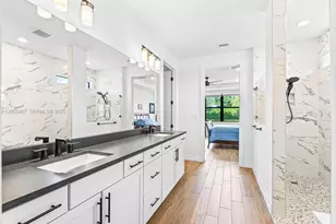 4569 N Silverwood Ln, Oakland Park, FL 33309 - Photo 11