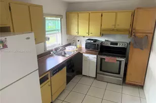 4651 SW 25th Ave, Dania Beach, FL 33312 - Photo 5